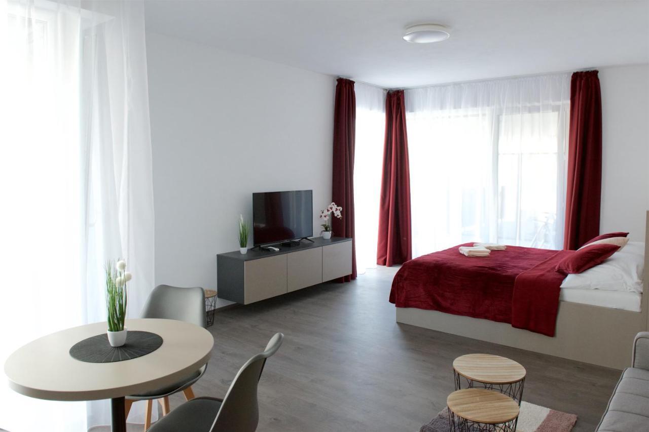 Apartman Greenbay Golf Тренчин Екстер'єр фото